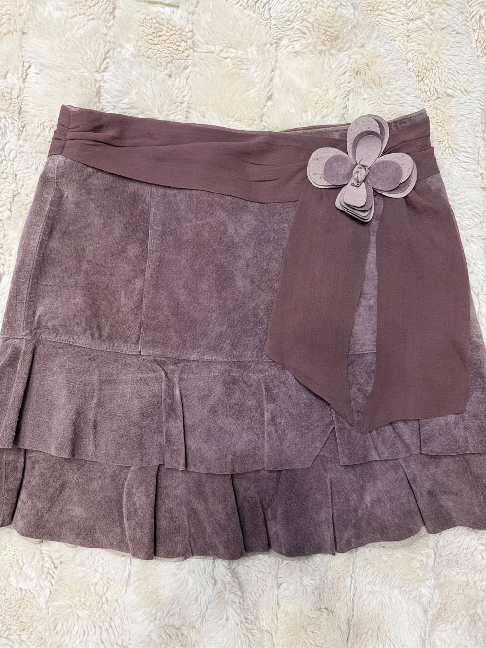 Vintage bebe Dusty Mauve Tiered Suede Mini Skirt with Floral Accent